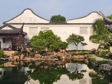 Tour Gratuito: Paseo Lento en Suzhou con Jardines, Canales y Vida Cotidiana
