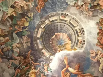  Lazing among Gods and Giants: A tour to discover Villa del Te 