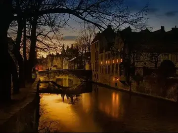 Free tour: Los horrores de Brujas (Especial de Halloween)
