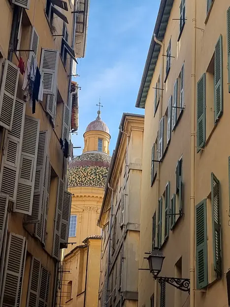 Entdecken Sie das Herz von Nizza und verlieben Sie sich!