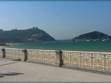 Paseo Panorámico Donostiarra: Esencia y Secretos