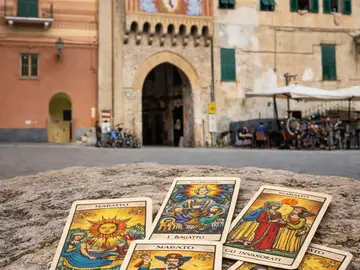 Tarot y misterios. Tour con oferta libre