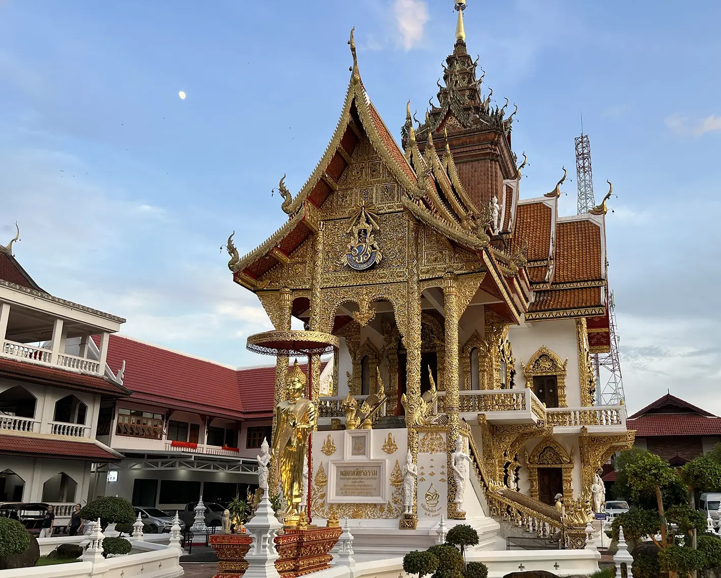 El deleite de un saltador de templos: Un paseo por el corazón espiritual de Chiang Mai