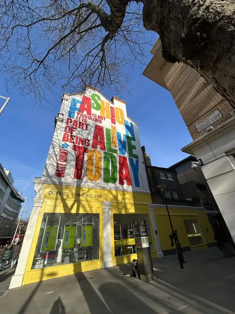L'anima creativa di Londra: passeggiando tra arte, moda e musica––Gratis