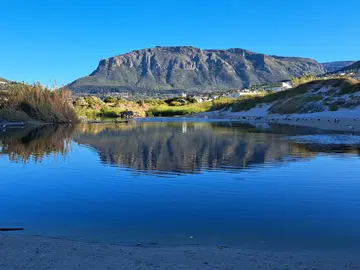 Magical Hout Bay: Between the Mountain and the Sea