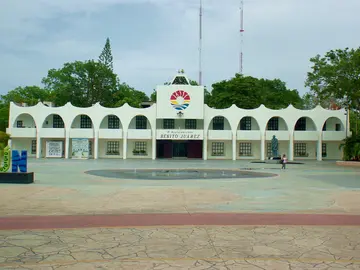 Get to know the Heart of Cancun 