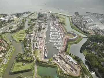 Hellevoetsluis nella grande/storia mondiale
