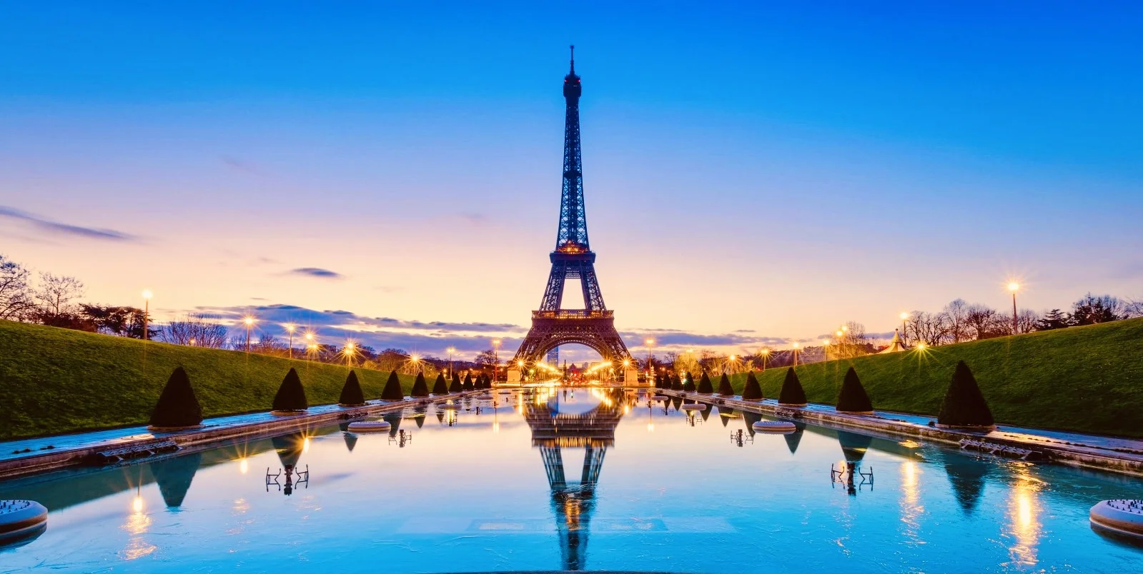 Free Tour Imprescindible de París: Louvre → Torre Eiffel y sus Secretos 