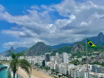 Free Tour Leme & Copacabana Since Beginning: Discorvering its history.