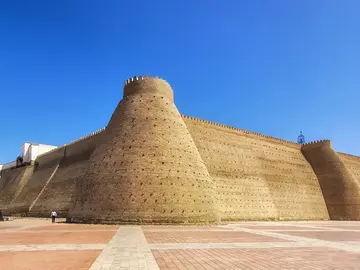 La Fortezza dell'Arca: segreti dietro le mura
