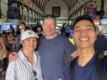 Esplora i tesori nascosti di Saigon con una guida locale!