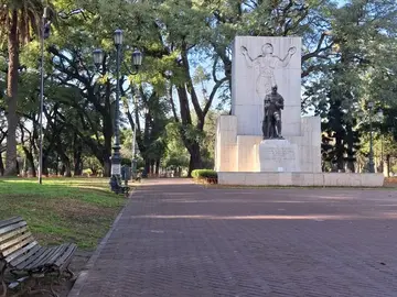 San Telmo: dove il tango apre la storia