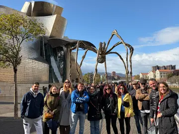 🥇 EL FREE TOUR MÁS COMPLETO DE BILBAO ✅  | Cuore Tours