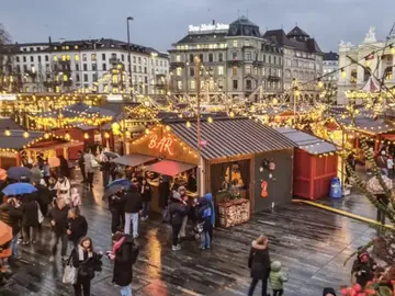 Zürich im Weihnachtslicht: Märkte, Geschichten, Stadtansichten & Altstadt 