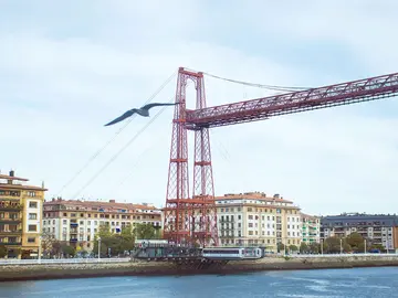  Essential Free Tour of Getxo