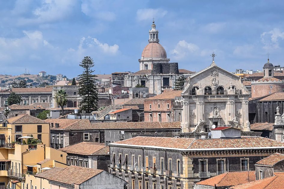 Free tour - A historical walk through Catania | GuruWalk