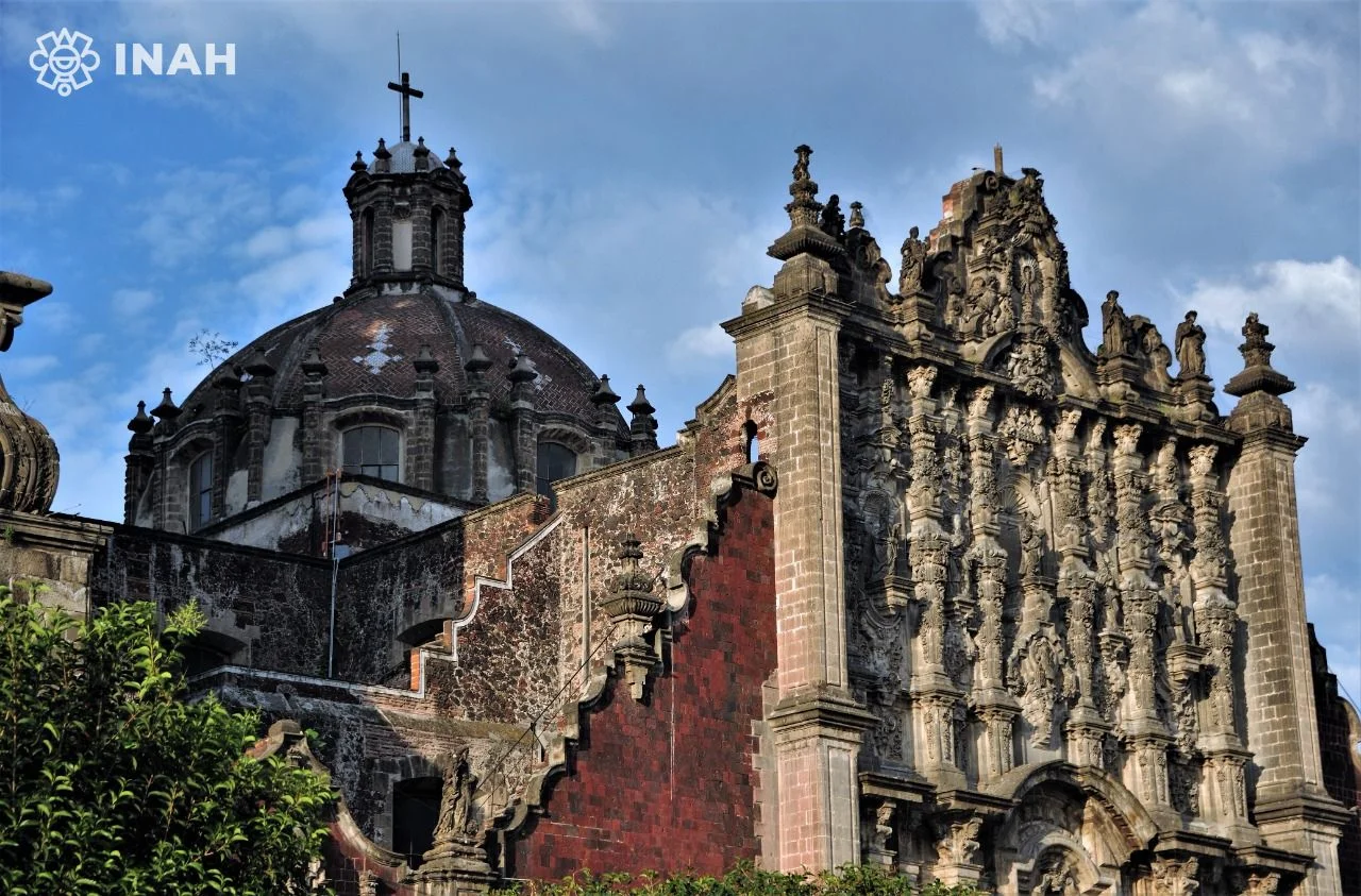 Tour Gratuito: Miti e Leggende del Centro Storico
