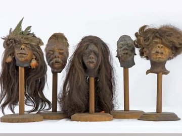  ZWISCHEN VERBORGENEN SCHÄTZEN UND MYSTERIEN DER AHN.