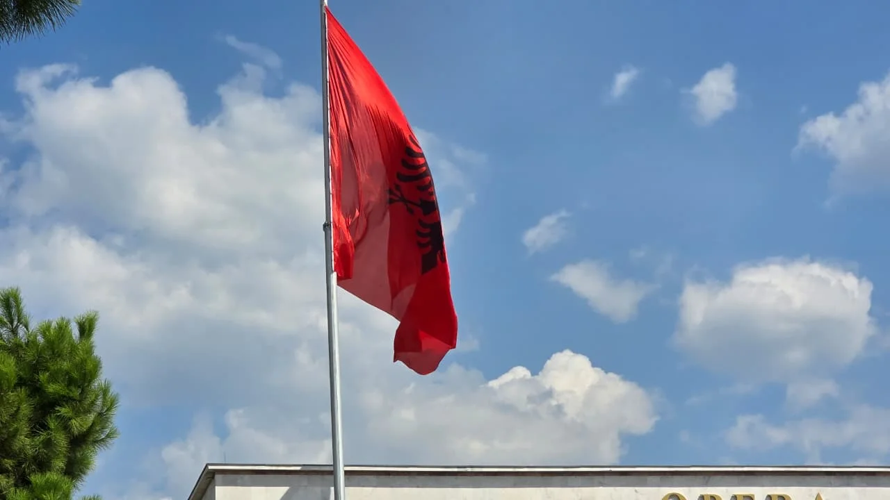 La meravigliosa Tirana: scopri la capitale albanese