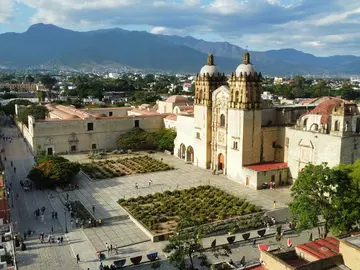 🏆Free Tour of Oaxaca with a Local Guide