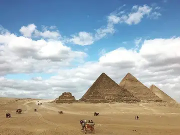 FREETOUR POR LAS PIRÁMIDES Y LA ESFINGE