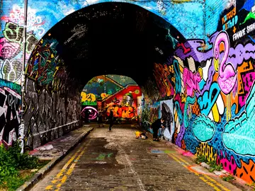 London: Shoreditch Street Art & Graffiti Walking Tour