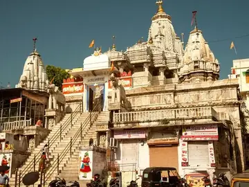 free tour: Descubre la cultura, la historia y el estilo de vida local de Udaipur.