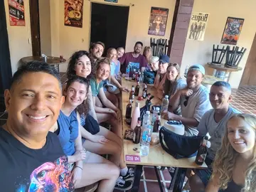 Santa Ana Walking Tour y Food Tour con Gio: Camina por la ciudad y prueba su comida