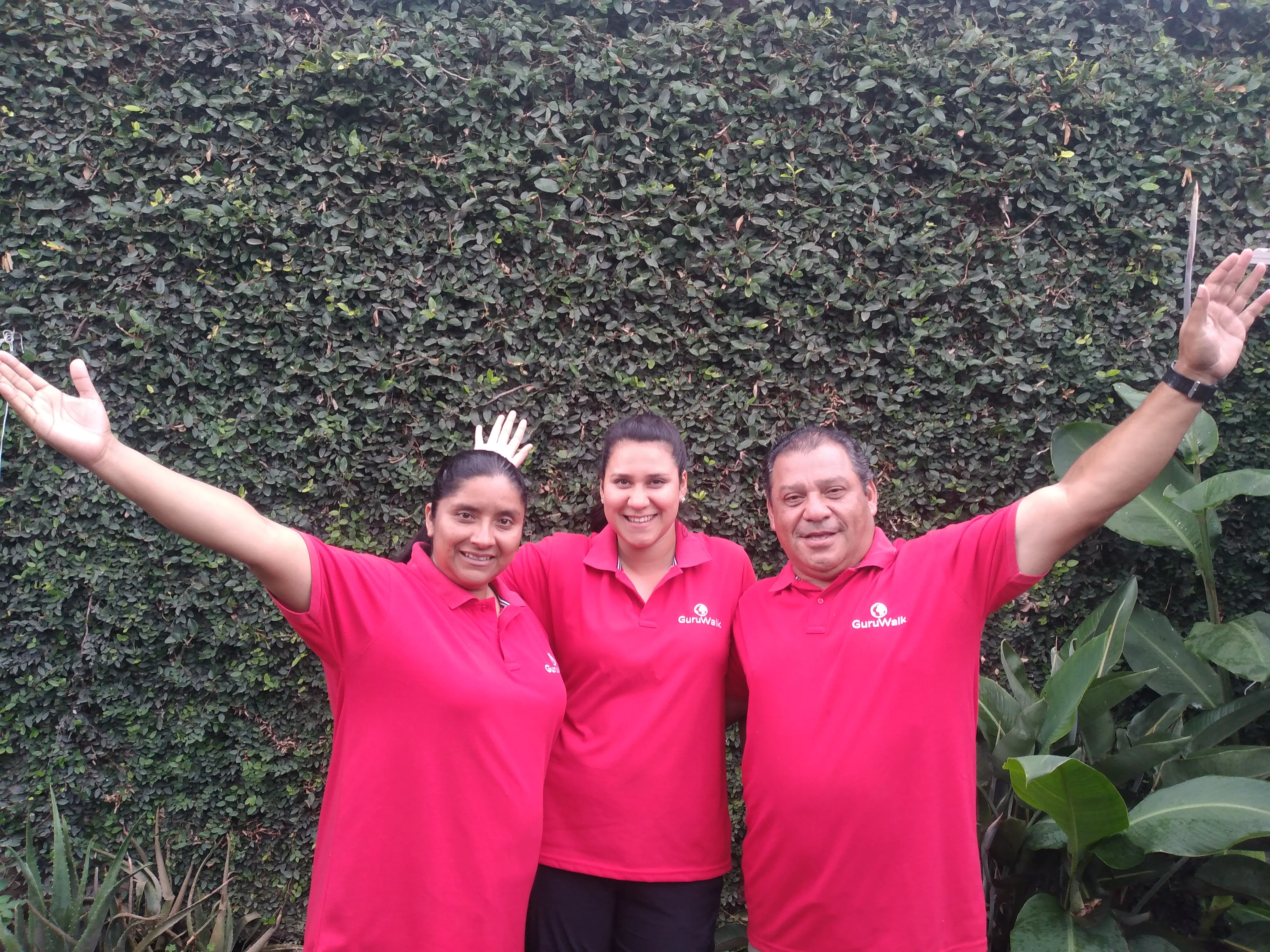Nelson, Nayely y Carolina.