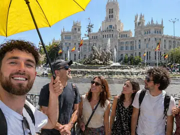🏆🥇 Retiro Park, Cibeles, Gran Vía, Puerta de Alcalá | Bourbon Madrid and more