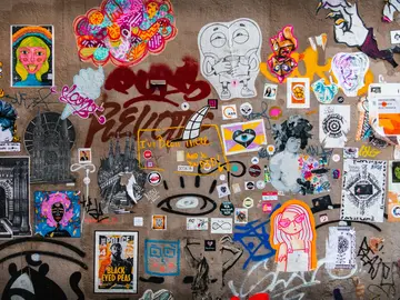 🎨Arte callejero e historias ocultas: Barcelona sin marco