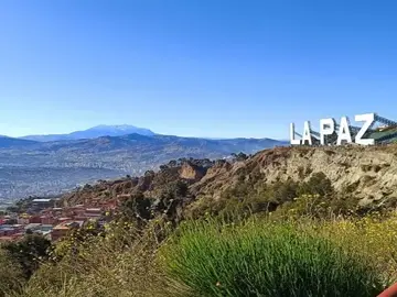 Free Tour of La Paz Like a Local: Viewpoints and Local Life