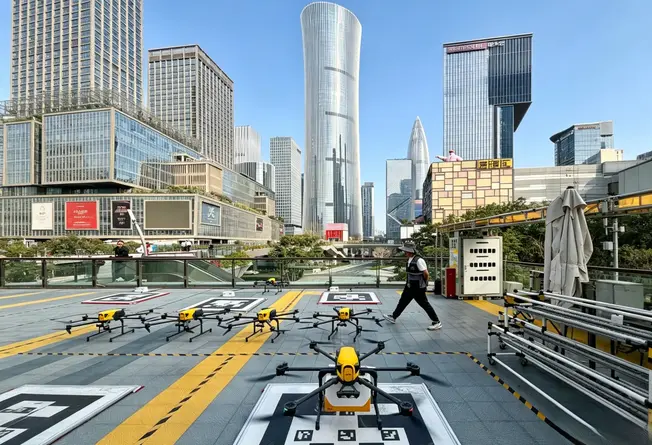 VIAJE TECNOLÓGICO A SHENZHEN: Entrega con Drones y Taxi Autónomo en la Ciudad Oculta
