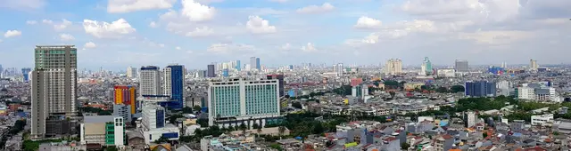 Jakarta walking tour free