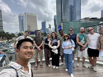 Highlights, Histories, and Adventure of your Walkingtour in Jakarta - Explore Jakarta as Locals do (FREE Snacks)
