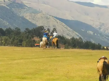 Tour a cavallo gratuito a Cusco: Inkilltambo, templi sacri e cultura viva