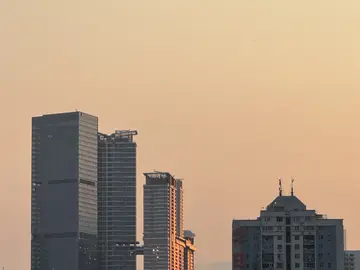 Scopri Shenzhen in 2 ore: dalle radici rustiche allo splendore