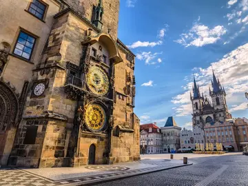 Scoprendo Praga e le sue leggende 