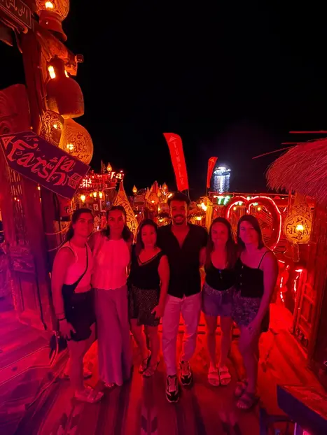 Sharm el-Sheikh attraverso occhi locali: Panorama della città e Atmosfera divertente al Café Farsha