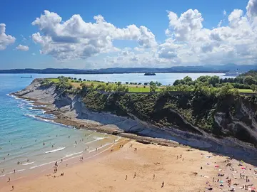 Paseo por el Parque Natural de Costa Quebrada
