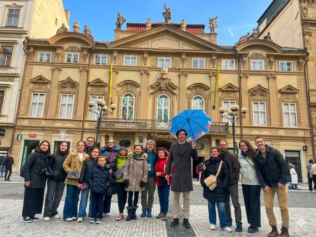 Tu Primer Tour en Praga: Reloj Astronómico, Ciudad Vieja y Barrio Judío + Clementinum!