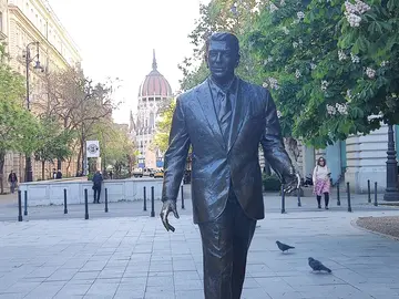 Política después y durante Orban - paseo y charla en el centro de la ciudad de Pest TOUR GRATUITO