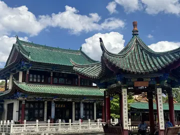 Kunming Highlight City Walking Tour