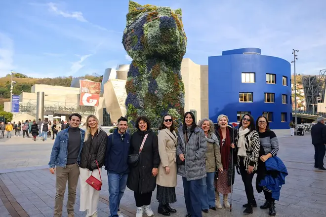 Free Tour 📌BACK TO THE FUTURE: From the Guggenheim to 300 B.C.💎(Old Town and Modern)