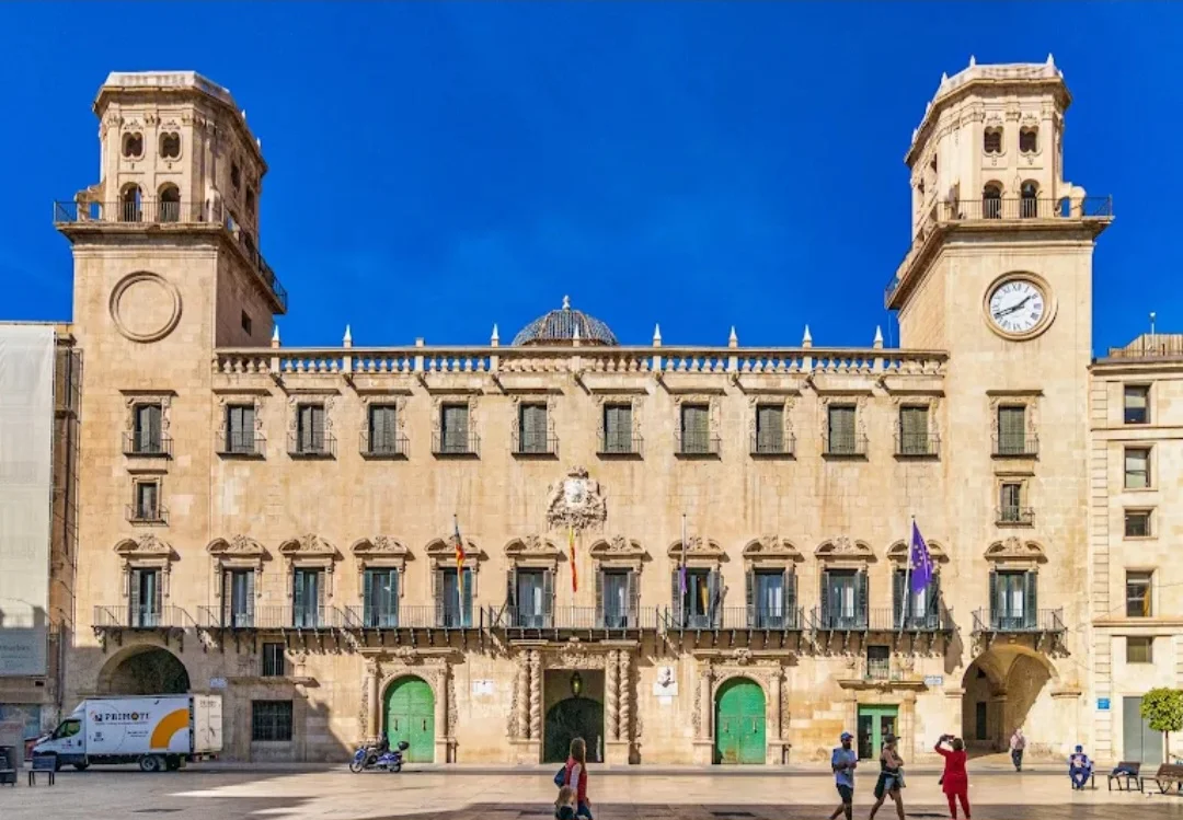 Alicante. City of Light, History and Sea