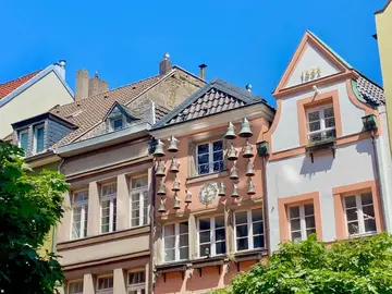 Düsseldorf unter Freunden: Geschichte, Lieblingsorte, Kultur und der Rhein.