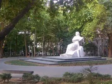 Yerevan Free Walking Tour: Beyond the Landmarks - Hidden Paths, Mysteries and Legends
