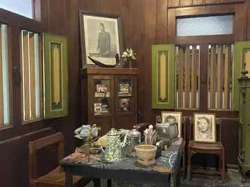 A stroll into old Kotagede: experience the traditional life