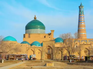 Khiva, trésor de la Route de la Soie – visite guidée authentique