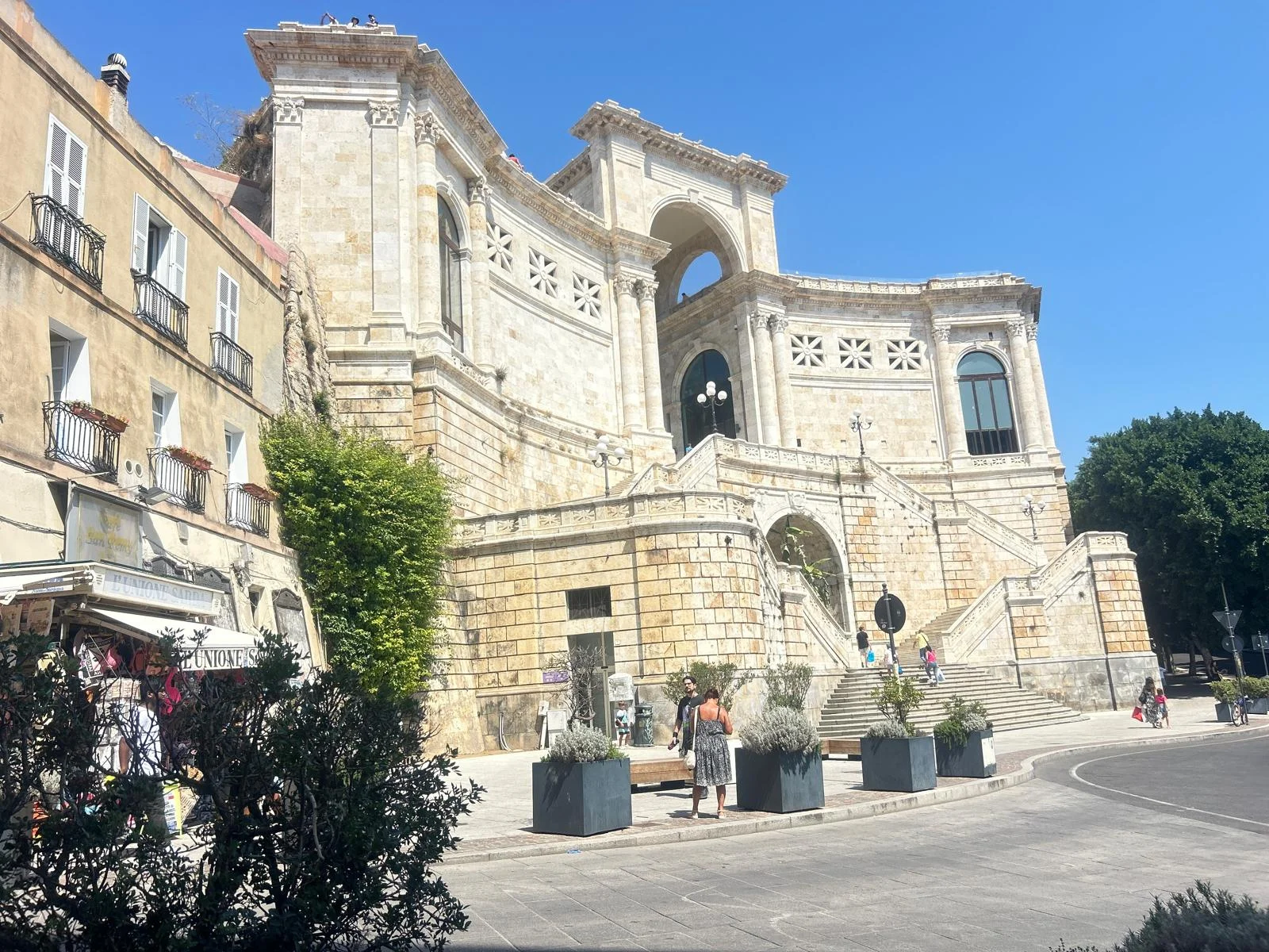 Cagliari Express Tour-From the port back to the port